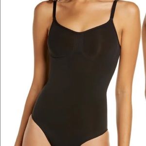 ‼️DELETING SOON‼️ 4/30 SKIMS shape wear